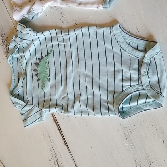 **Different Brands Onesies Set of 2 - 3-6 Months - Picture 2 of 5